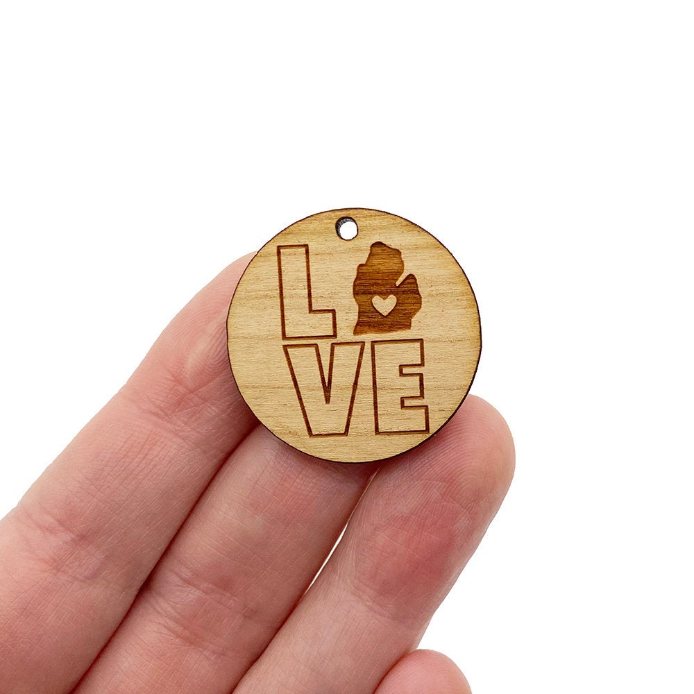 Love Michigan Mitten Engraved Circle Shaped Wood Jewelry Charm Blanks